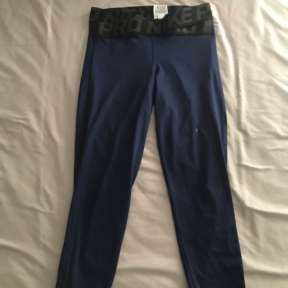 Nike navy blue leggings